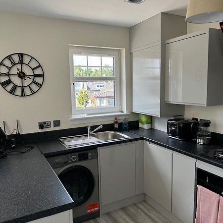 Modern 3 Bedroom Apartment In Markinch, Fife Экстерьер фото